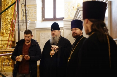 Митрополит Корнилий возглавил совещание в Михаило-Архангельском кафедральном соборе