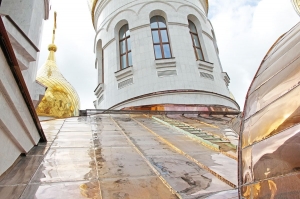 Началось благоустройство территории вокруг Михаило-Архангельского кафедрального собора 