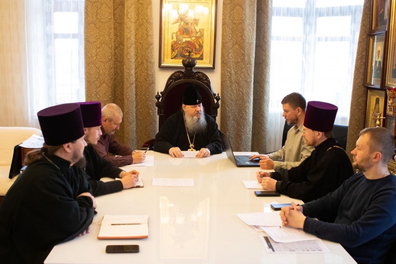 Митрополит Корнилий возглавил совещание по вопросам строительства Михаило-Архангельского кафедрального собора