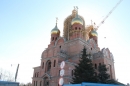 Установлен крест на центральную главку Михаило-Архангельского кафедрального собора