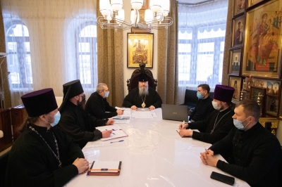 Митрополит Корнилий возглавил совещание по вопросам художественного оформления Михаило-Архангельского собора