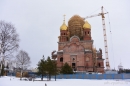На Михаило-Архангельском соборе завершен монтаж куполов