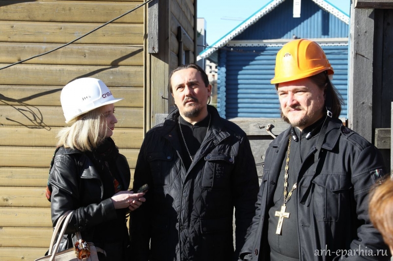 Журналисты медиахолдинга «Правда Севера» посетили строящийся Михаило-Архангельский собор