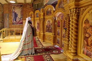 Митрополит Даниил в день церковного новолетия совершил Литургию в строящемся Михаило-Архангельском кафедральном соборе