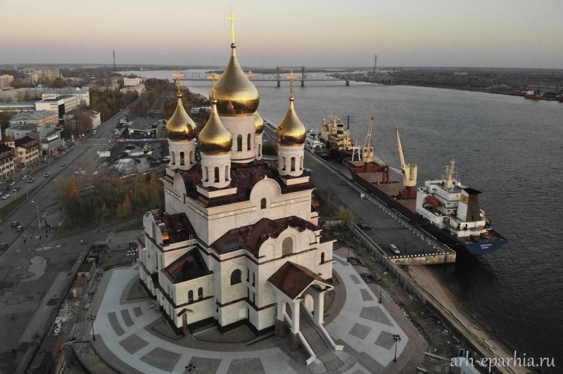 В ноябре включат подсветку нижних фасадов Михаило-Архангельского собора