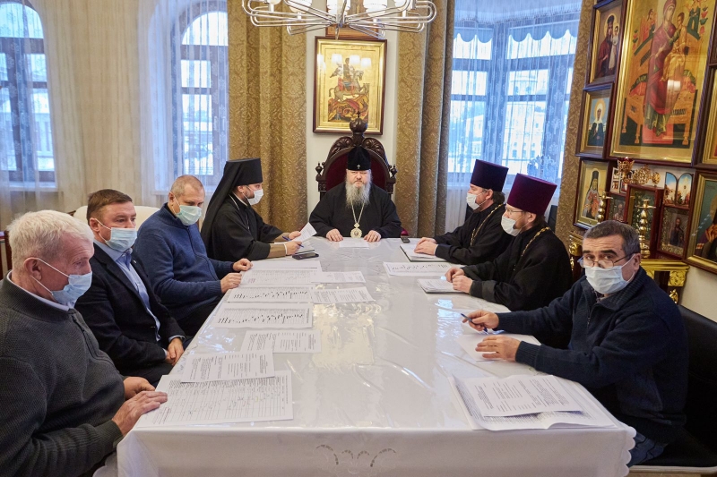 Митрополит Корнилий возглавил первое в 2022 году заседание рабочей группы по строительству Михаило-Архангельского собора